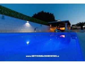 Villa Aurora Kastela