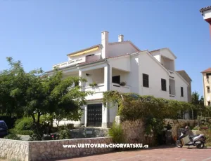 Apartm�ny Grzalja-Rozic Krk