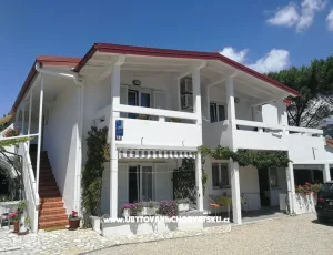 Studio Apartm�ny Cene