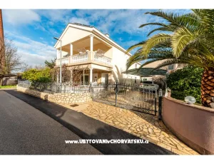 Apartm�ny Kajtazovi�