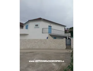 Apartm�ny Marija-Tkon