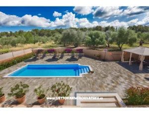  D�m s baz�nem - Villa Marijana 