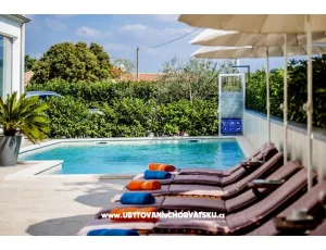 Apartm�ny Kimi with swimming pool 