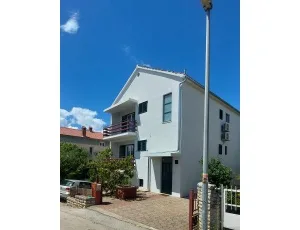 Apartm�ny Zrili�