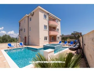 Apartm�ny Villa Peky