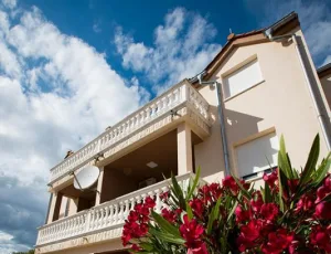 Villa Martin *** Srima