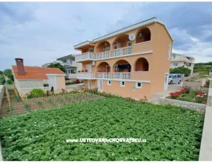 Apartmeni Adria - Rtina -