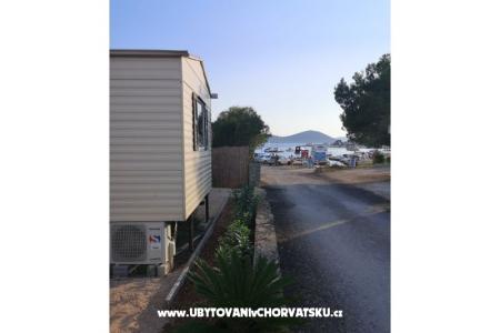 Mobile Dům Maroon foto 5