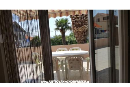 APARTMAN PAULINA/BIBINJE:4+2/STUDIO foto 5