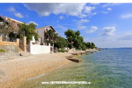 Apartmány Mikulandra na pláži foto 4