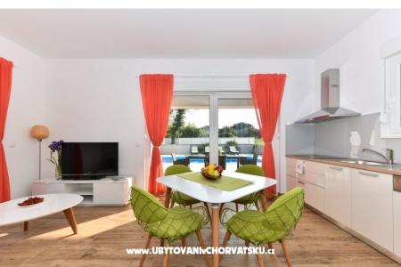 Crowonder Harbor willa u Polki foto 4