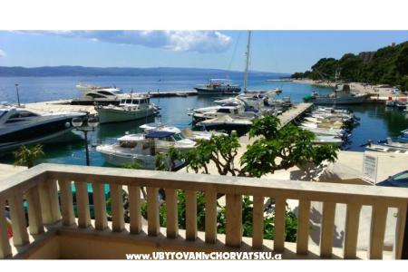 Brela by the Sea / Center Brela Chorvatsko