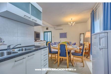 Island Dům Palatina foto 3