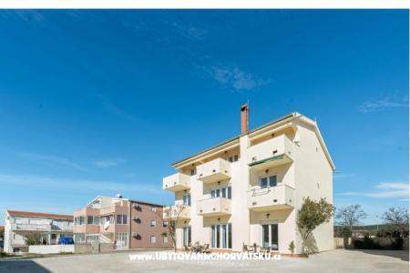 Apartmány Adria foto 2