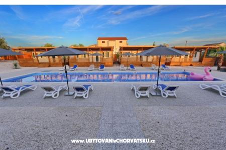 Mobile homes kamp Turanj foto 5