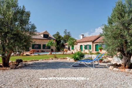 VILLA HARPOCRATES foto 3