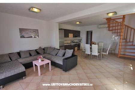 Beachfront Apartmány Baricevic wit foto 3