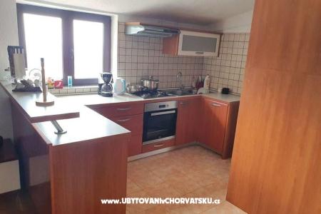 Villa Robert 2 s bazénem Cesarica foto 3