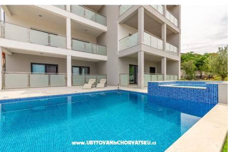 Villa Stella with Pool Karlobag Chorvatsko