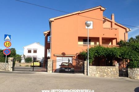 Apartm. Vlahinić Mirjana i Valerija foto 2