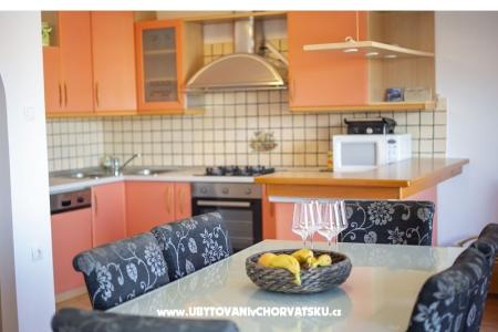 Apartmány Luny Makarska foto 4