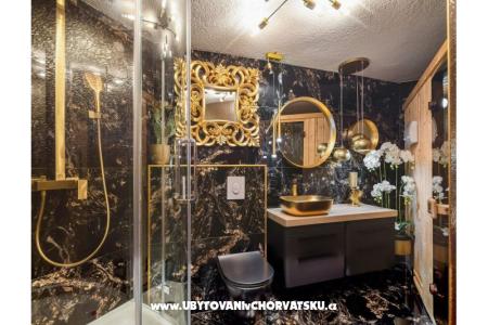 Apartmány Romilda, by the beach foto 2