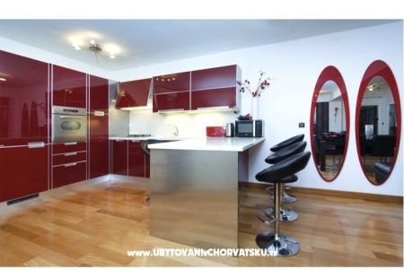 Apartmány Romilda, by the beach foto 4