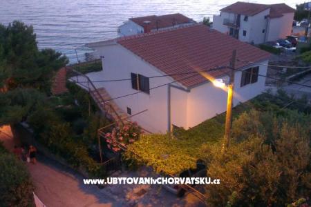 Apartmány Kuzmić Omiš Chorvatsko