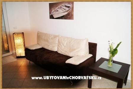 4**** apartments s bazénem  foto 4