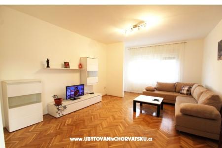 Apartmány Trosic Pirovac Chorvatsko