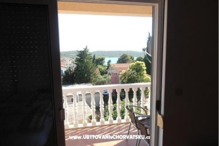 Apartmány More Pirovac Chorvatsko