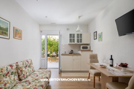 Apartmány Lemon Garden s bazénem foto 4