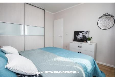 Bubbles Luxury Penthouse with jacuz foto 2