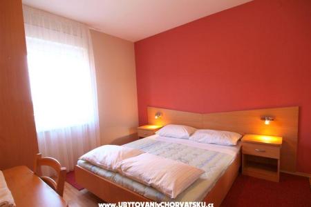 Apartmány s bazénem Jadranka foto 5