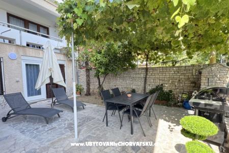 Flowers Apartmány Pula foto 4