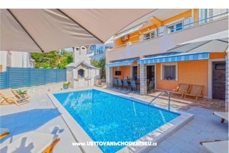 Villa Bobanac with heated pool – Rogoznica Chorvatsko
