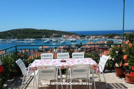 Apartmány Karabatić Rogoznica Chorvatsko