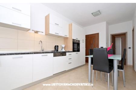 Apartmány Caleta foto 4