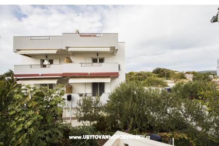 Apartmány Magnolia Radačić Rogoznica Chorvatsko