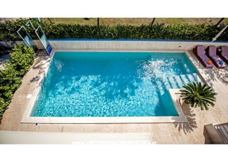 Apartmány Kimi with swimming pool  foto 2