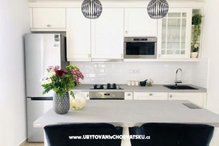 Sunset Hill Apartmány foto 4