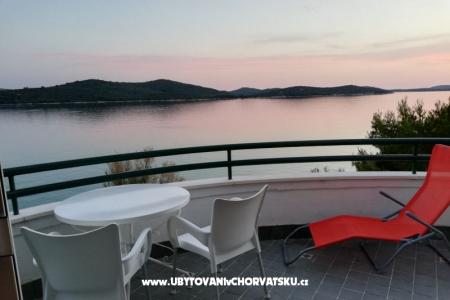 Apartmány Mare Nostrum foto 5