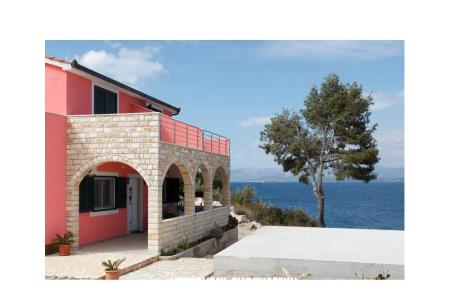 Lipa kuca ostrov Šolta Chorvatsko