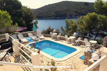 Sesula Bay Resort ostrov Šolta Chorvatsko