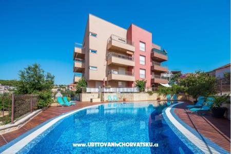 LAURA, 110 m2 pool, 100 m to beach foto 3