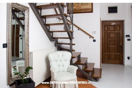 Apartmány Satis i Laura foto 5