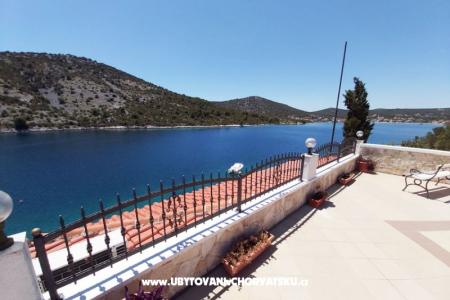 Apartmány Villa Carmen Trogir Chorvatsko