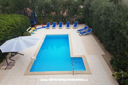 Villa Ana Sevid foto 2