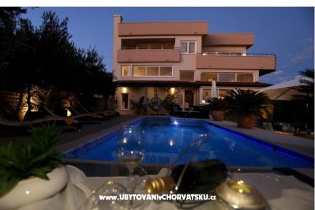 Villa Di foto 2