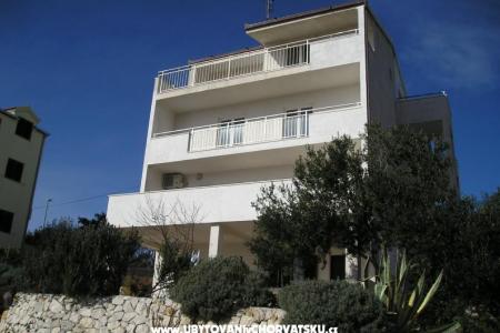 Zele Apartmány Trogir Chorvatsko